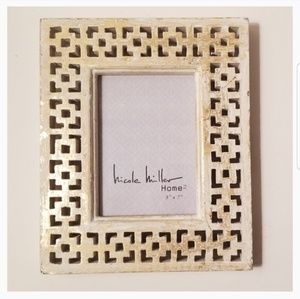 5x7 wood white washed picture frame w/ gold detail